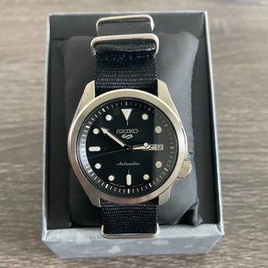 SEIKO SRPE67 5 Sports Men's Watch Black 44.6mm Stainless Steel - BRAND NEW****